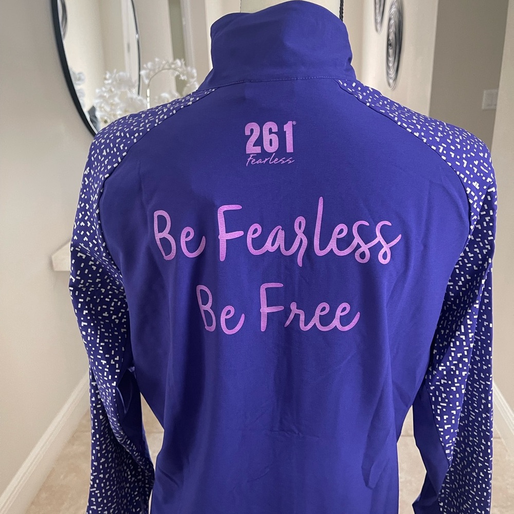 NWT Adidas 261 Fearless Collection zippered front athletic Jacket - Picture 2 of 4
